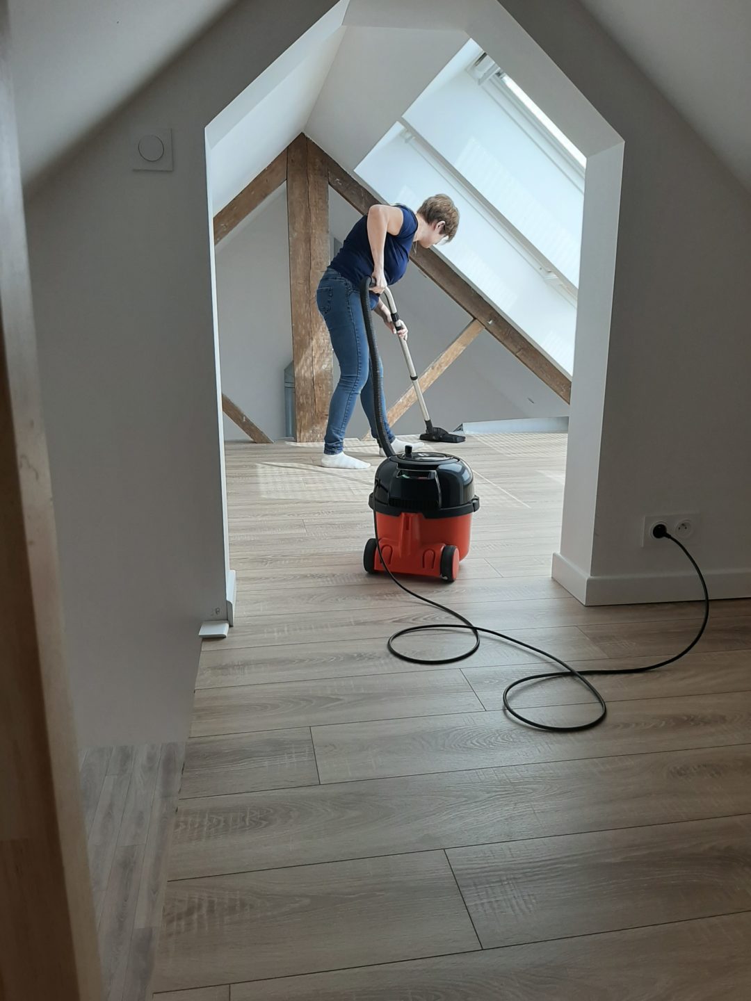 Nettoyage apres travaux demenagement Quimper Helo Services - Aide ponctuelle
